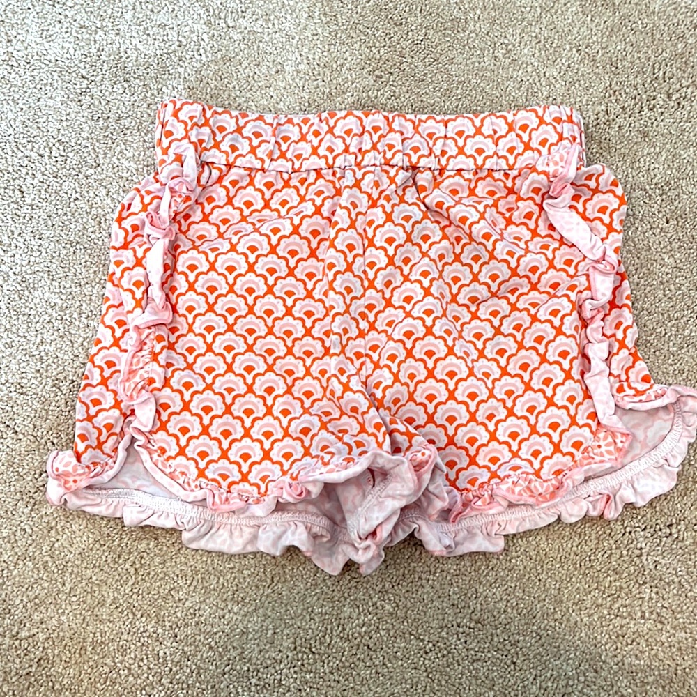 Serendipity shorts by Shrimp & Grits size xl (9-10)